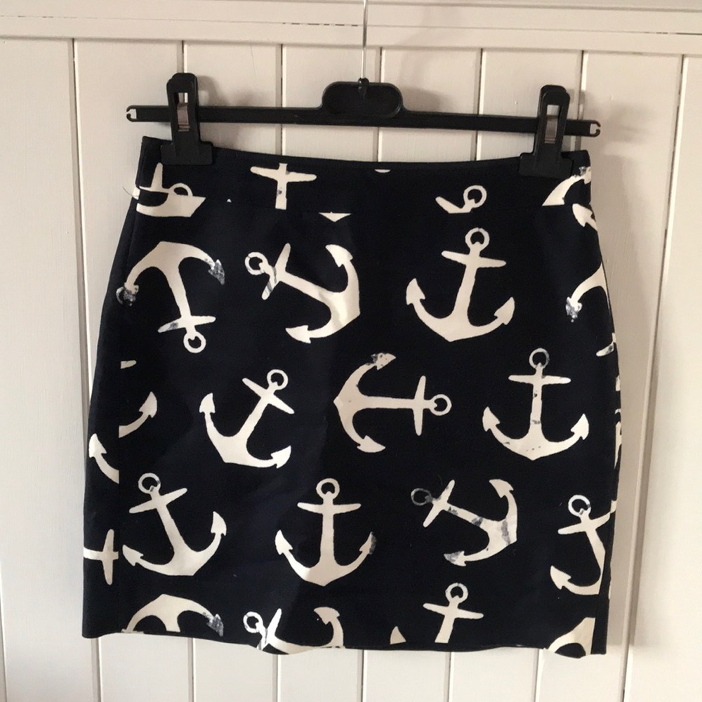 Adorable anchor mini that no longer fits me!